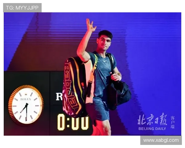 阿尔卡拉斯轻取汉夫曼进32强